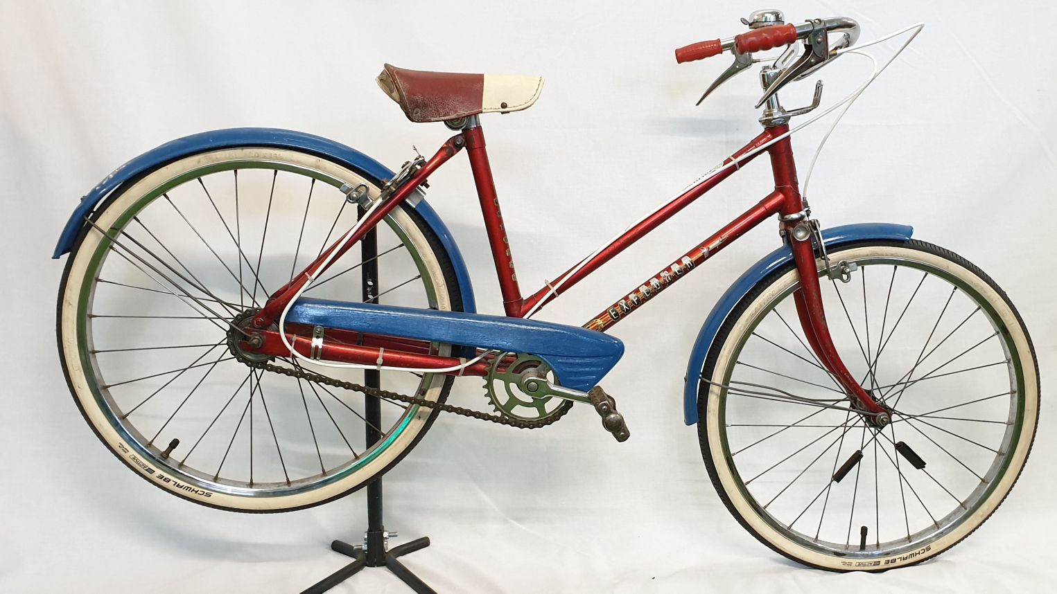 1950s raleigh bicycle